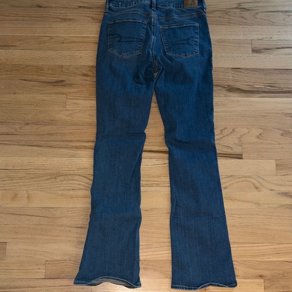 American Eagle High Rise Skinny Kick Jeans - Picture 4 of 5